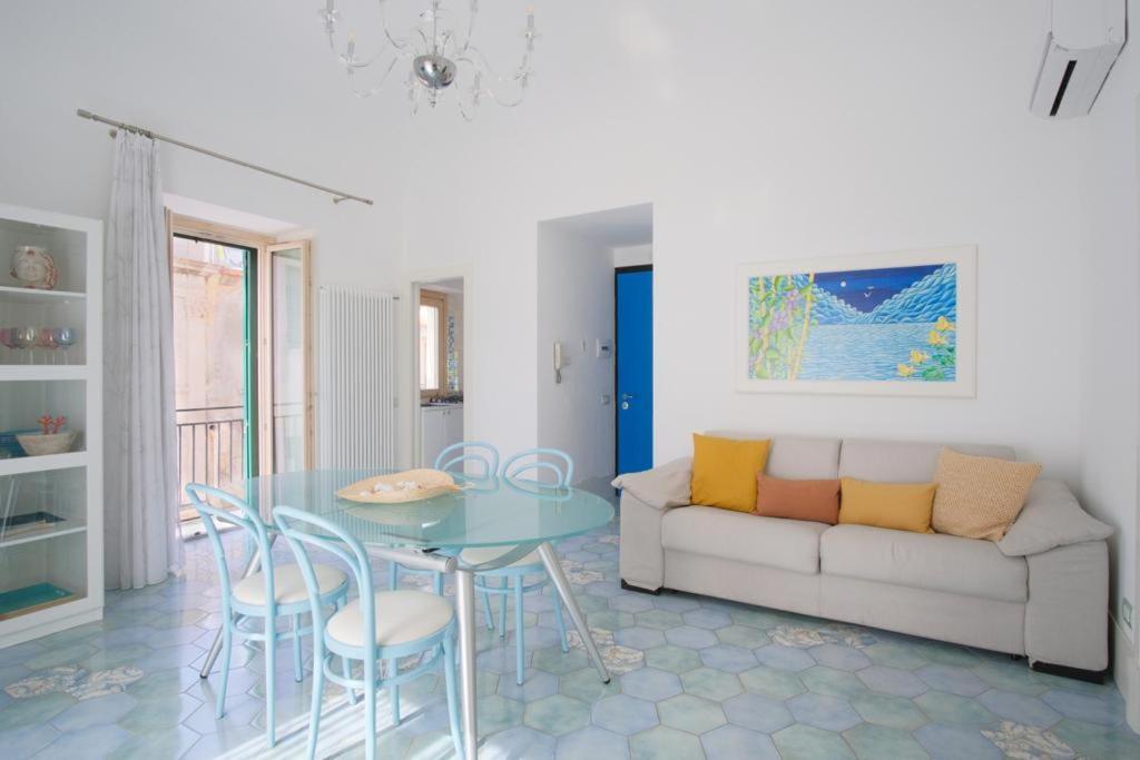 Devalu Casa Del Mare Apartment เชฟาลู ภายนอก รูปภาพ